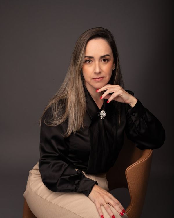 Aline de Souza Cardoso